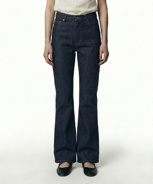bootcut jeans